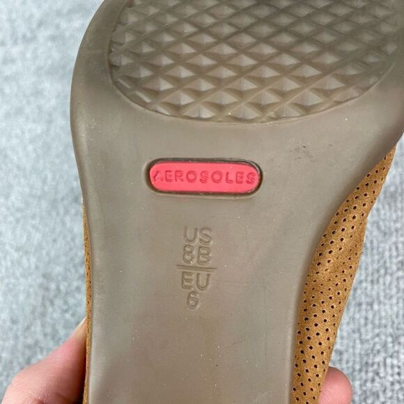 Aerosoles Women’s 8B Tan Suede Ankle Booties Slip on Closed Square Toe Buckle - Picture 7 of 7